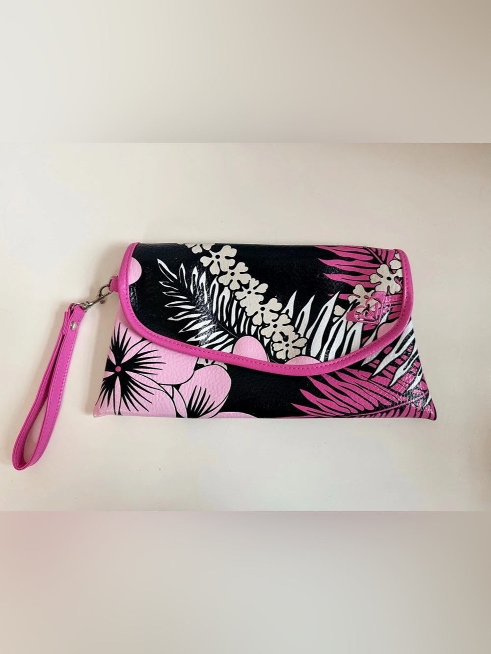 Roxy Floral Wristlet Clutch in Black & Pink